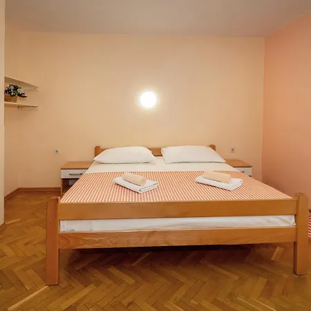 Apartment Lidija In A Quiet Area