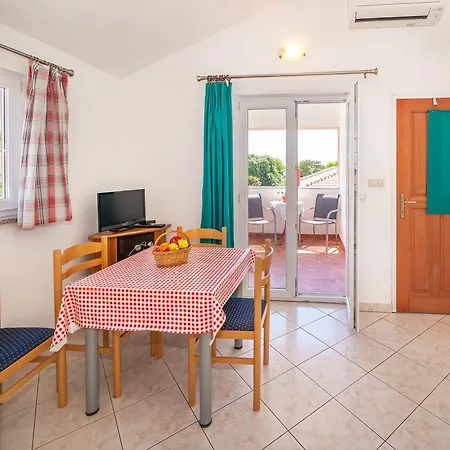 Apartment Lidija In A Quiet Area *