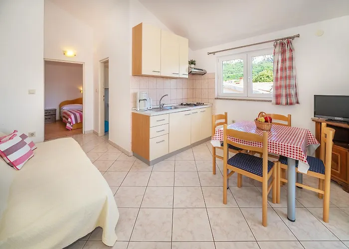 Lidija In A Quiet Area Appartement *
