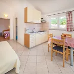 Lidija In A Quiet Area Apartman *