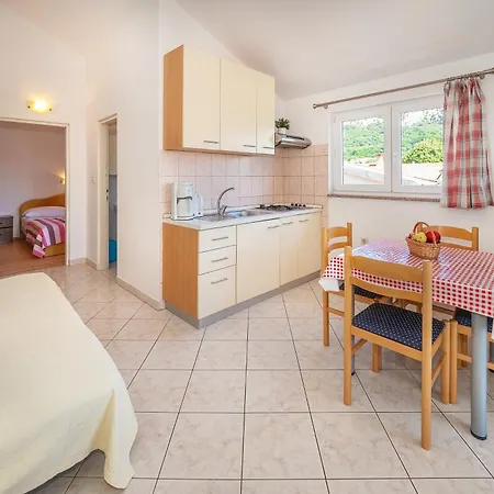 Lidija In A Quiet Area Appartement *